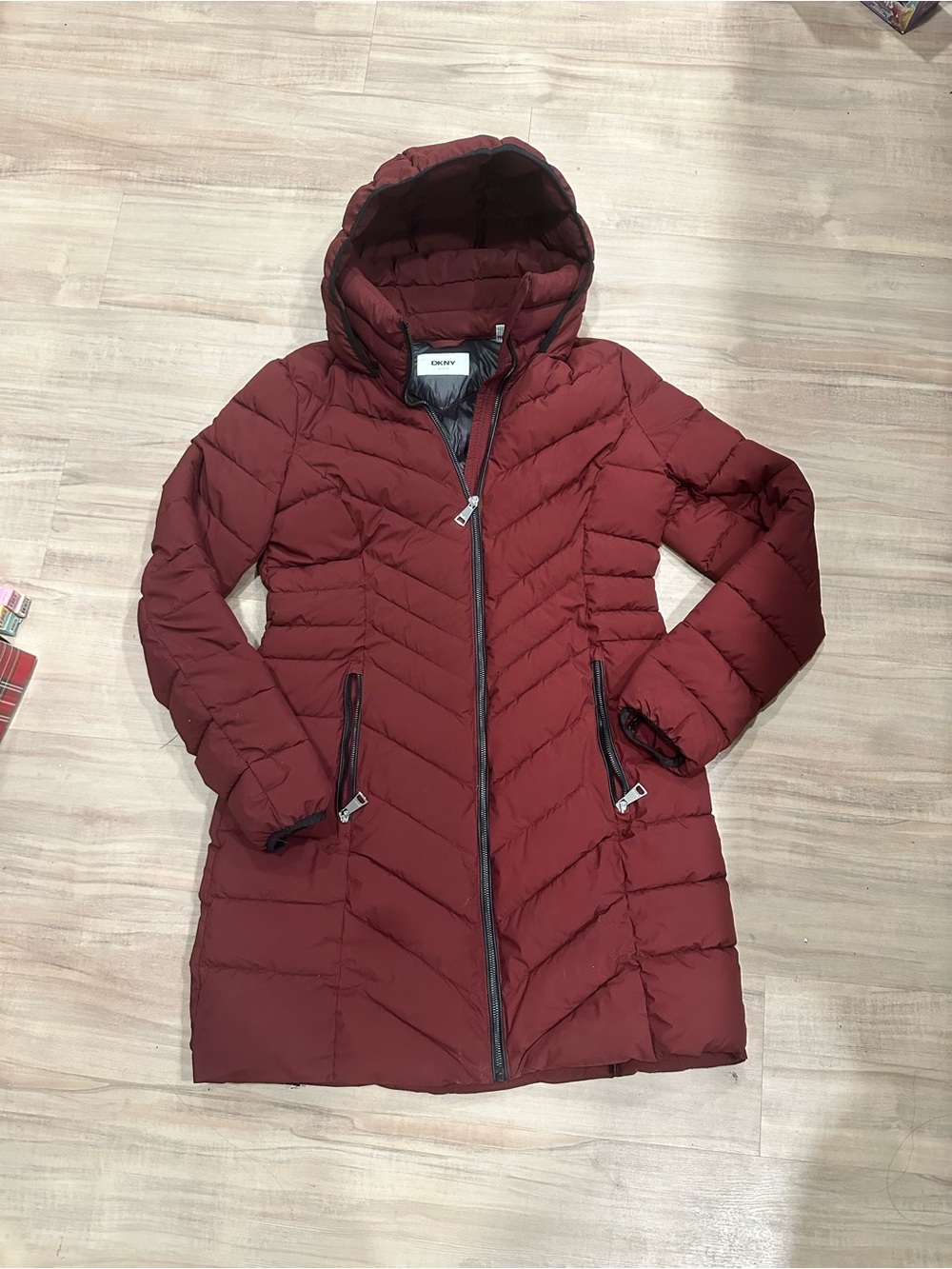 DKNY Women's Hooded Chevron Puffer Coat - Deep Wine